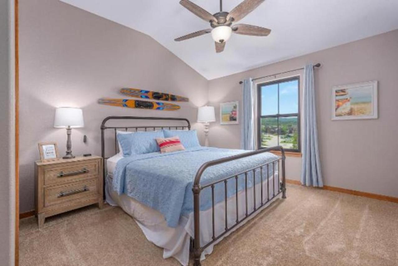 Premier Retreat With Hot Tub, Theater & Pool Table Villa Hollister Exterior photo